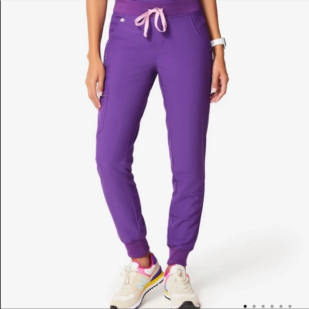 NWT FIGS Ultra Violet Zamora Tall Jogger Scrub - Picture 4 of 5